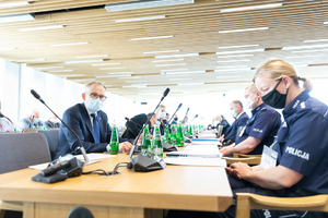 Zdjęcie przedstawiające Posiedzenie Komisji Sejmowej ds. Administracji i Spraw Wewnętrznych