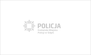 Zdjęcie poglądowe z czarnym napisem Komendy miejskiej Policji w Gdyni na białym tle.