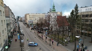 Zdjęcie przedstawiające zabezpieczenie Gdyńskiej Drogi Krzyżowej