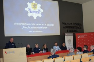 Zdjęcie z debaty społecznej nt. bezpieczeństwa seniorów