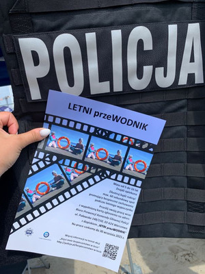 Zdjęcie przedstawiające ulotkę, dotyczącą konkursu Letni Przewodnik.