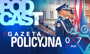 Zdjęcie przedstawiające okładkę Gazety Policyjnej, na okładce widać policjantów.