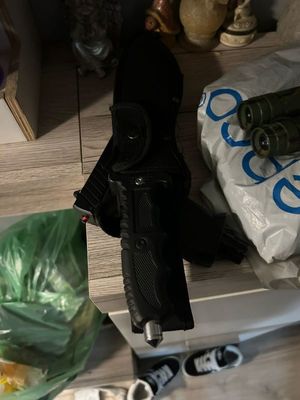 Zdjęcie przedstawiające niebezpieczny przedmiot.