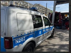 Zdjęcia przedstawiają funkcjonariuszy policji podczas pikniku