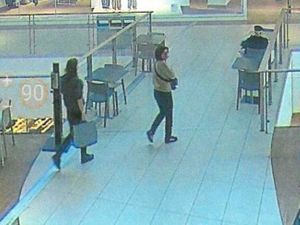 zdjęcia przedstawiają kobietę na nagraniu monitoringu