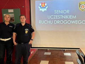 Zdjęcia przedstawiają funkcjonariusza policji oraz straży miejskiej podczas szkolenia