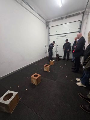 Zdjęcie przedstawiające spotkanie organizacyjne do projektu Napęd na cztery łapy, który realizowany będzie z Programu Funduszy Norweskich.