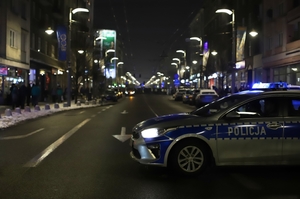 Policjanci nadzorowali rejon imprezy urodzinowej w Gdyni.