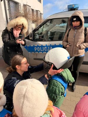 przedszkolaki z wizytą w komisariacie