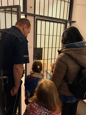 przedszkolaki z wizytą w komisariacie