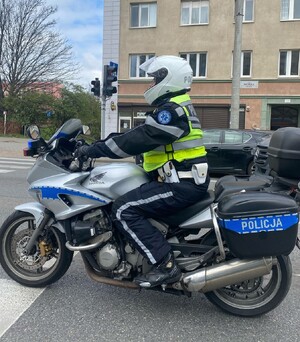 policyjny motocyklista