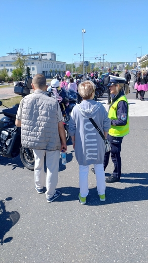 Policyjna profilaktyka podczas weekendowych przejazdów motocyklowych