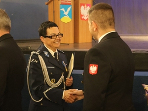 Policjanci z Gdyni i Sopotu obchodzili swoje święto w Sali Widowiskowej Klubu 3 Flotylli Okrętów w Gdyni.